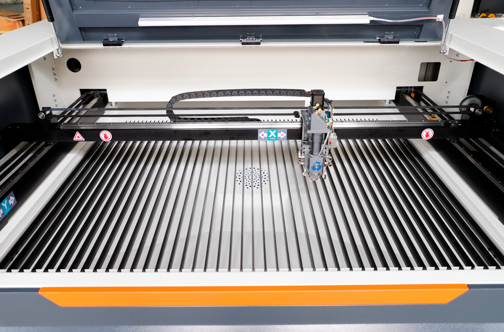 Solutions BBM - Model 5335 MC - CO2 Laser Metal Cutter - 53" x 35" Work Area