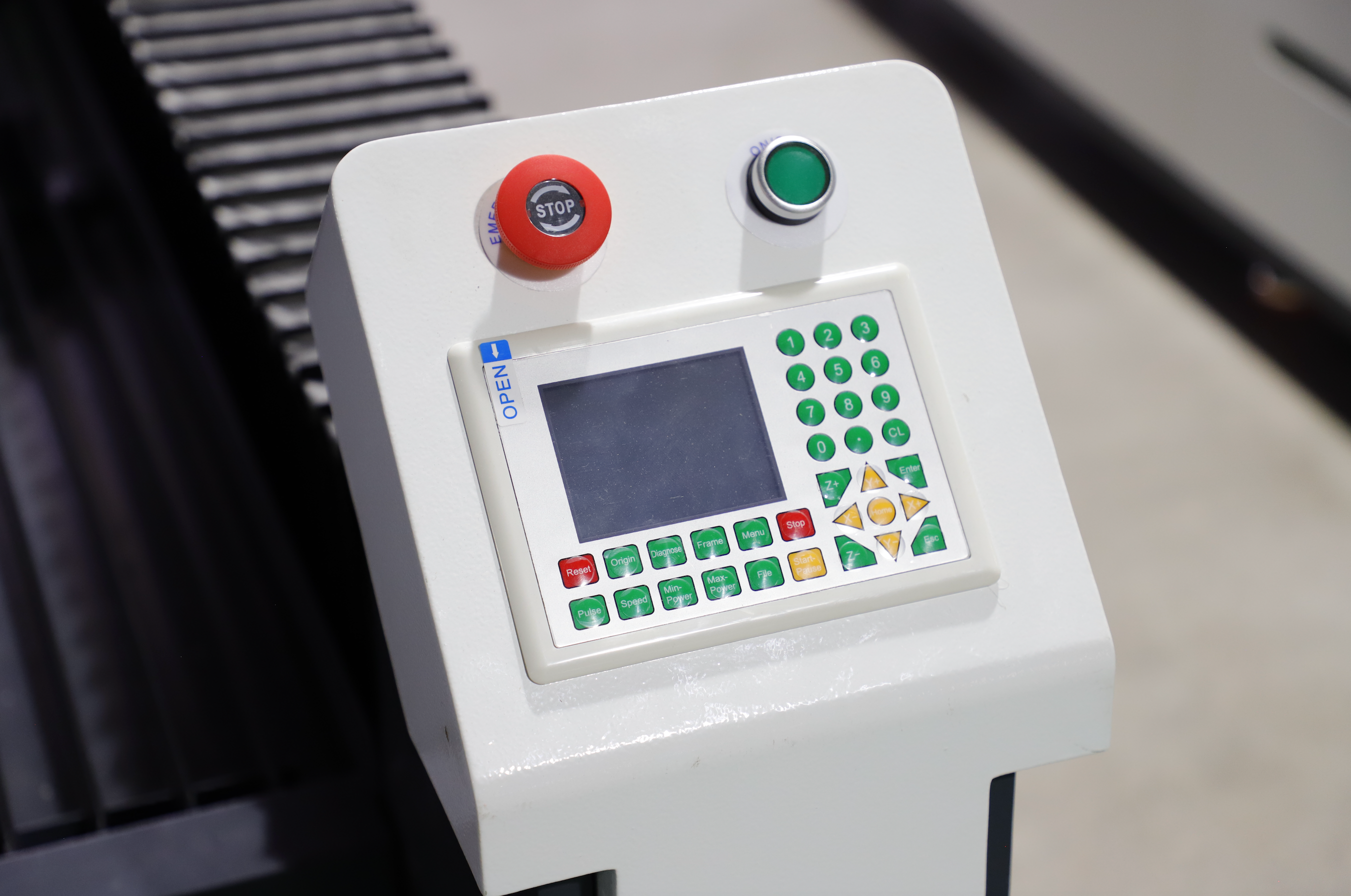 Solutions BBM - Model 5198 CCD - CO2 Laser Engraver - 150W - 51" x 98" Work Area