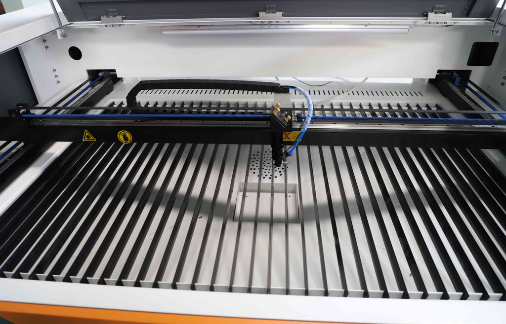 Solutions BBM - Model 5540 - CO2 Laser Engraver - 55" x 40" Work Area